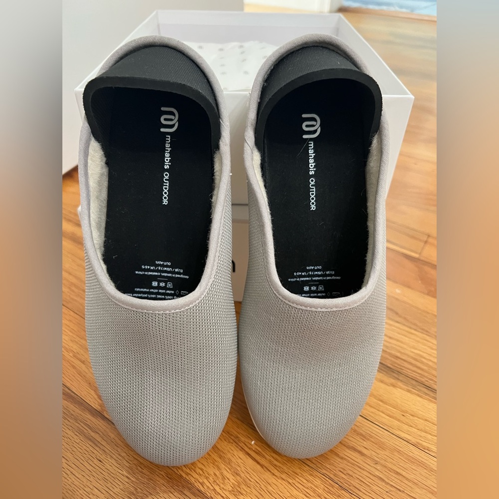 Mahabis outdoor women’s slippers -size 7.5- brand new in box